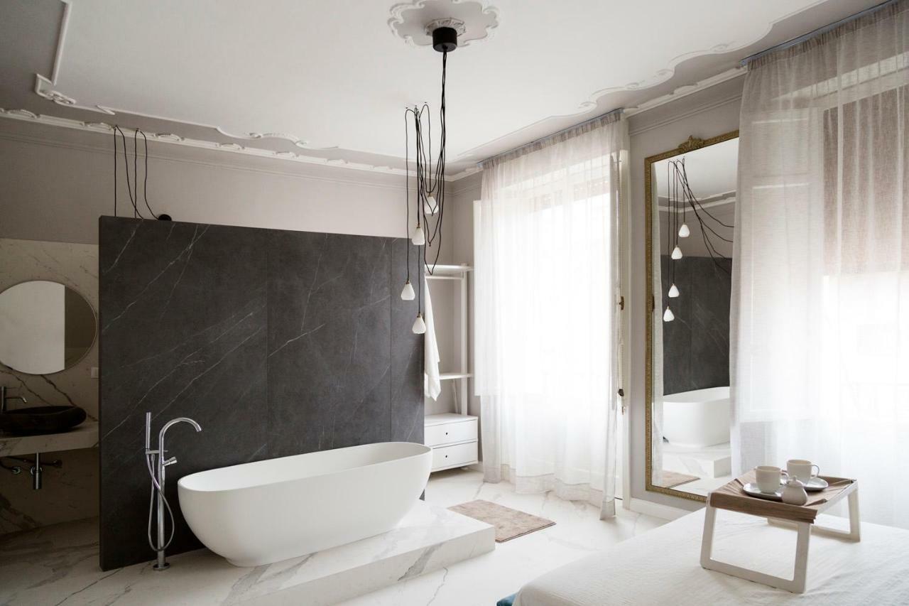 Le Bain Suite - Accanto Al Mare Vicinissima A Ortigia E Al Teatro Сиракузы Экстерьер фото